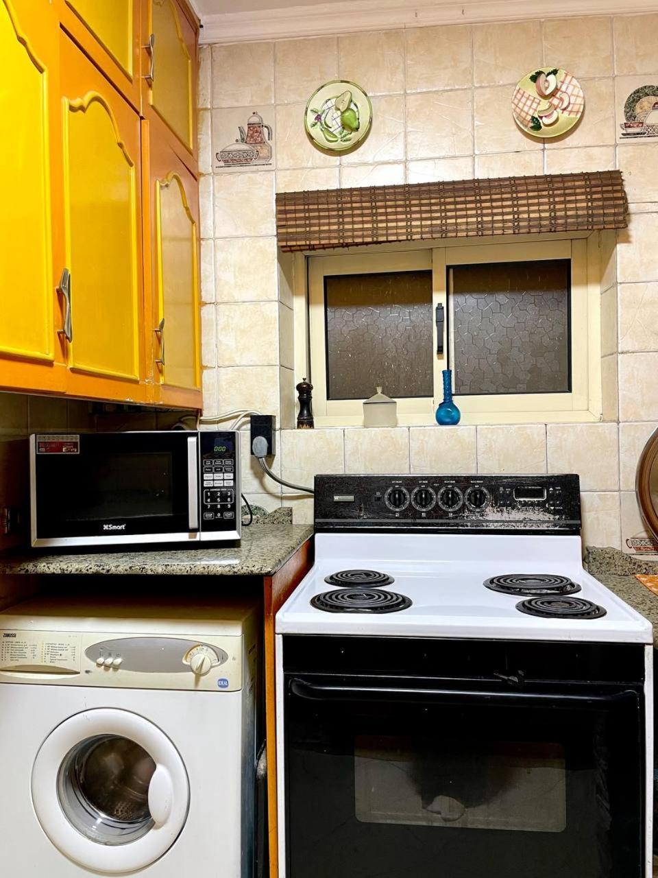 Luxury Living Nile In Star Towers, Maadi *