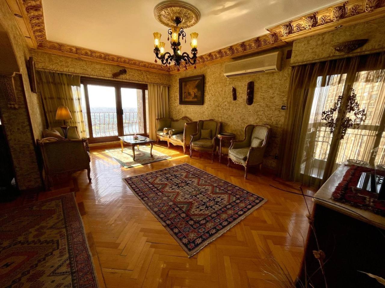 Luxury Living Nile In Star Towers, Maadi